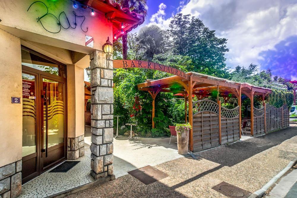 Atipyc Hotel Marssac-sur-Tarn Екстериор снимка