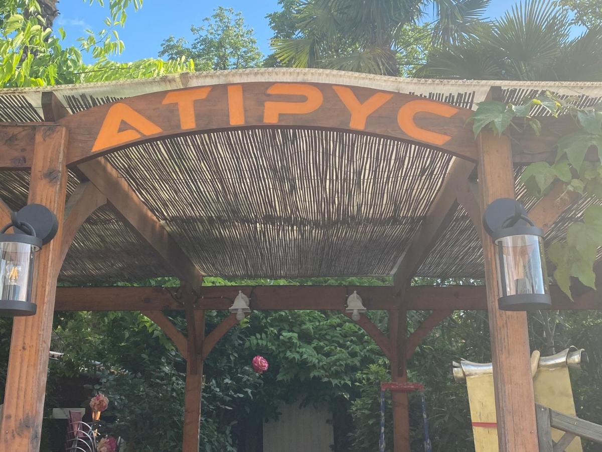 Atipyc Hotel Marssac-sur-Tarn Екстериор снимка